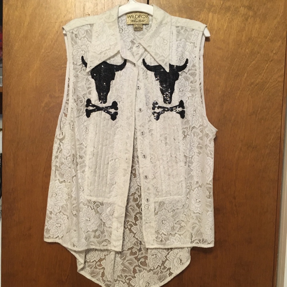 Wildfox white label stretch lace sleeveless blouse with black sequin longhorns